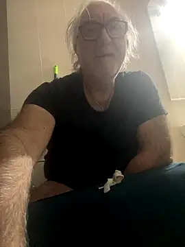 EroticVenetian webcam