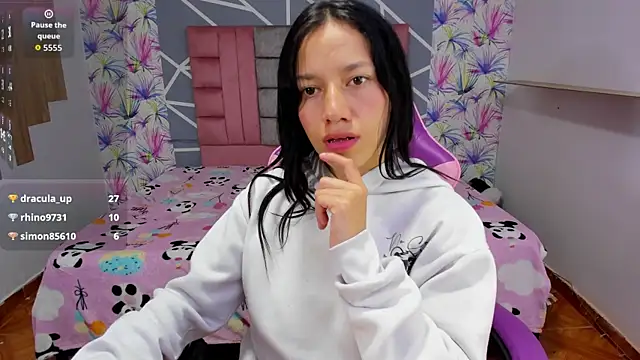 AdelaidaManson18 webcam