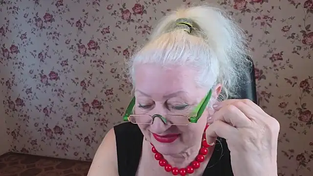 Maya_Mayflower webcam