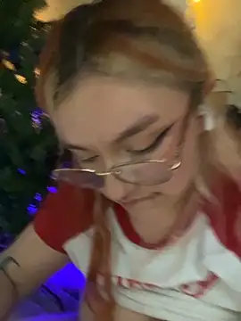 Sophia_Weest99 webcam