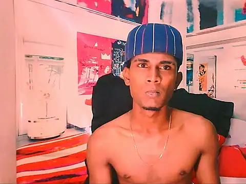 IndianThuggin webcam