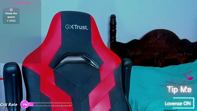 mike_shelby21 webcam