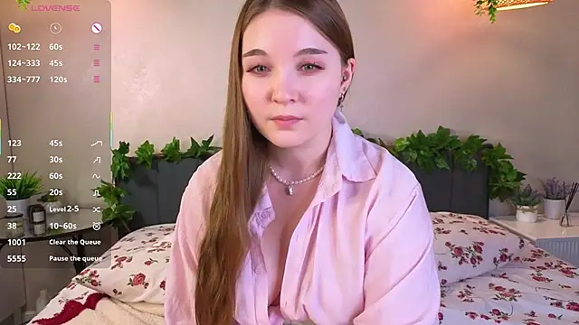 ConstanceHelms webcam