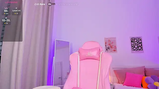 EllieNextDoor webcam