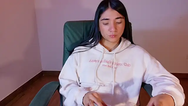 Aurora_jones11 webcam