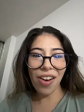 caitlinn_catt - Caitlinn_catt's free webcam - UK Sex Cams