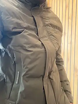 DarkMasterDesire webcam