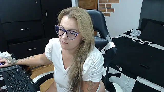 perlagoloza05 webcam