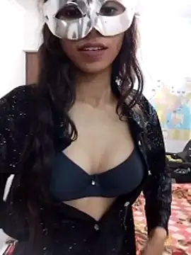 Webcam Model (Cute_Girl_27)  is live.Free join now!