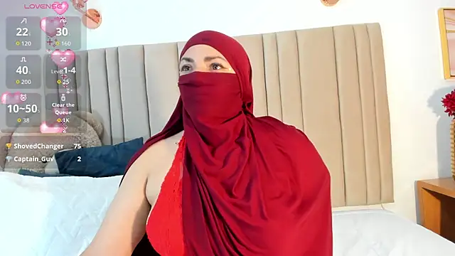 _naylaa_ live cam screenshot female on Tip.show – Interactive Live Cam Shows