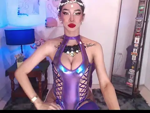 SexyhotasianKendra live cam screenshot maletranny on WhoFuck.me — Live Sex Chat & Hookups