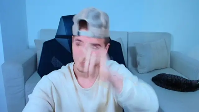 JordanThompson_ webcam