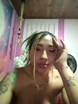 ManuelaVeelez webcam