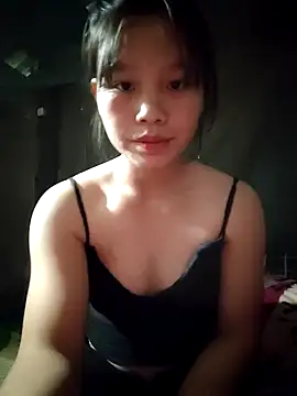 linh-miu99 webcam