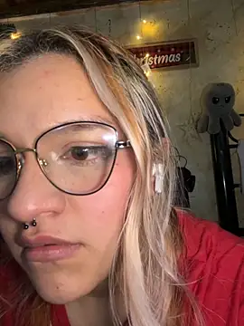 Sophia_Weest99 webcam