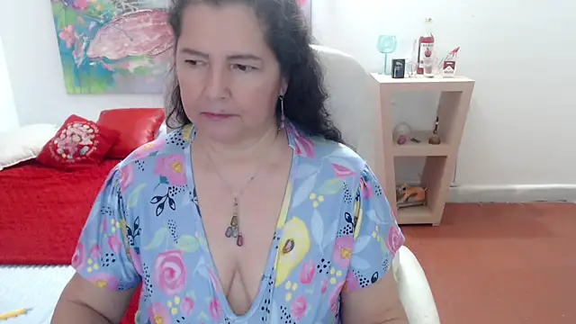 leonela_69 webcam