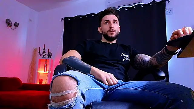 MightyAaron66 webcam