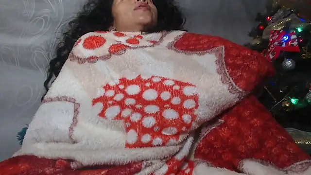 CataleyaRosee webcam