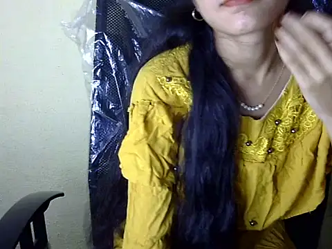 Shazi_1 webcam stripchat model stream image