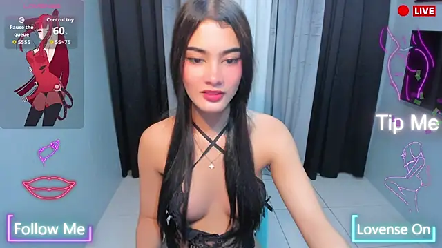 SeductiveAiraCumLoader webcam