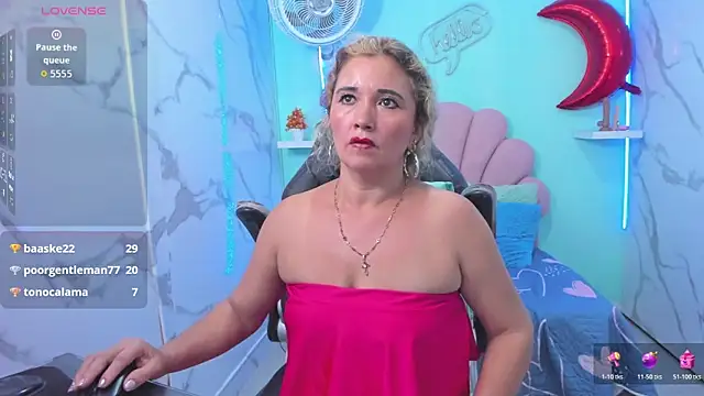 noelia_milf19 webcam