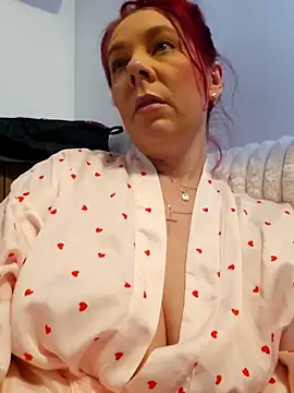 CharmingLilith webcam