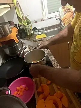 EroticVenetian webcam