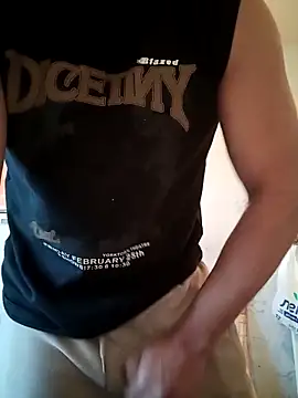 Llovlyboyyyy12 webcam