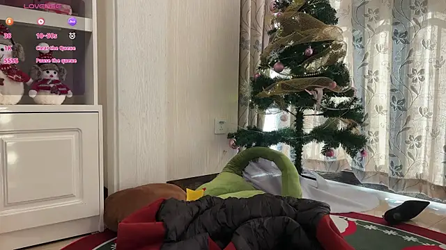 nanaliu6 (F young) - off the winter coast show boobs