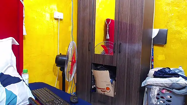 candycrush2555 - Candycrush2555's free webcam - UK Sex Cams