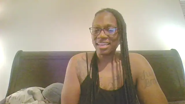 SweetParadise00 webcam