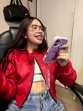 Karina16_pink webcam