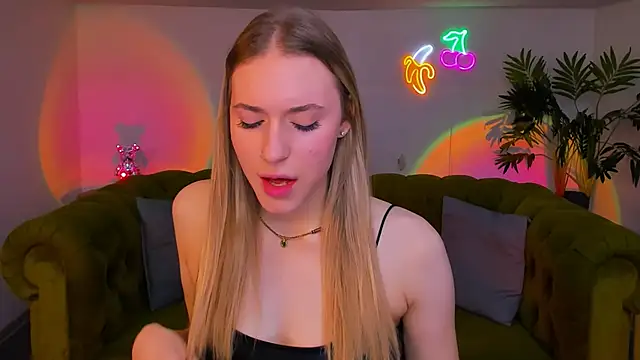 sassy_cutie - Sassy_cutie's free webcam - UK Sex Cams