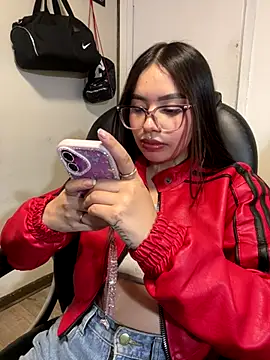 Karina16_pink