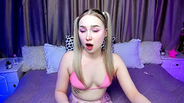 LilyStarlight webcam