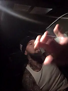 Beardedtattood webcam