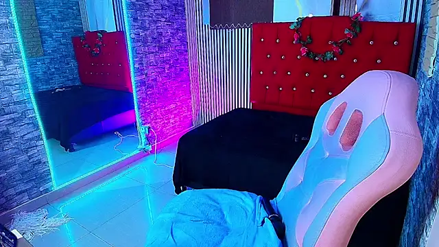 mia_hernnandez webcam