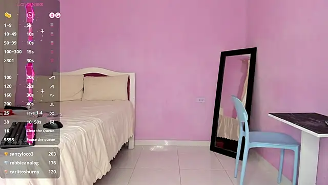 Jenny_Evans82 webcam