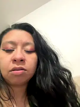 Lincy_and_hanna webcam