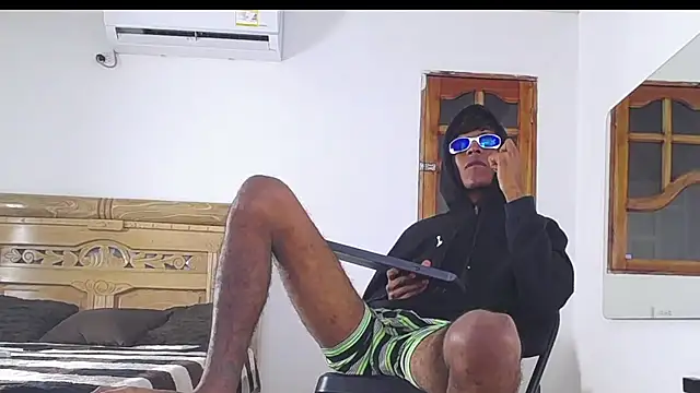 black_boy22_ webcam