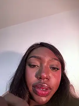 alissradiante1 webcam