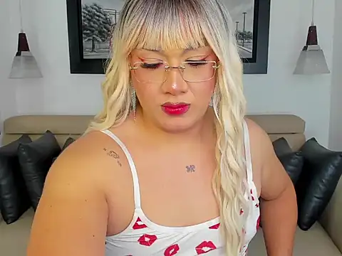 PamelaAdamsTs webcam