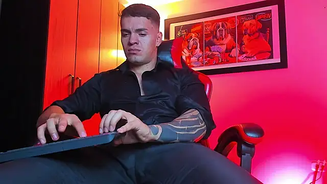 ALPHA_DOMINUS_ webcam