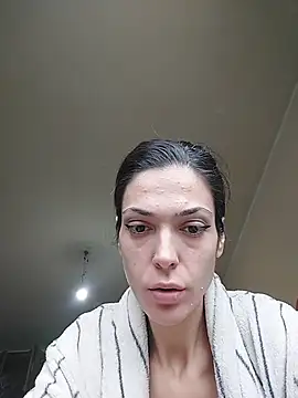 SheTheDeeevil webcam