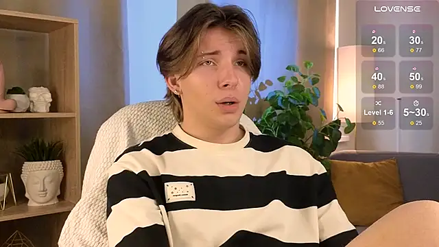 robby_manson (M twink) - HOOOT CUM SHOW