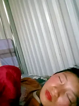 julybi webcam stripchat model stream image