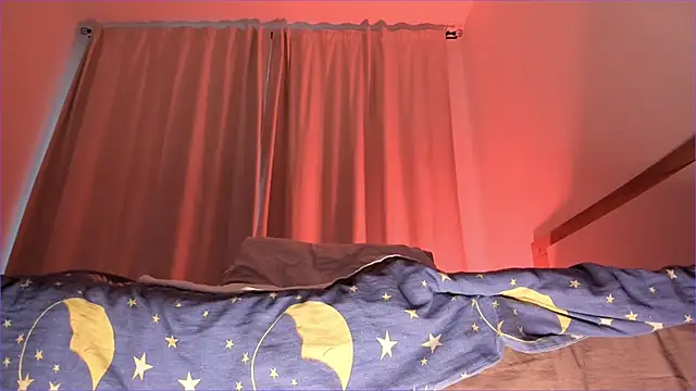 Viktoria_Oliverr webcam