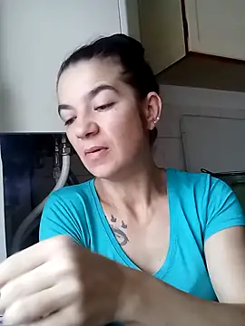 alinaalinutzq webcam