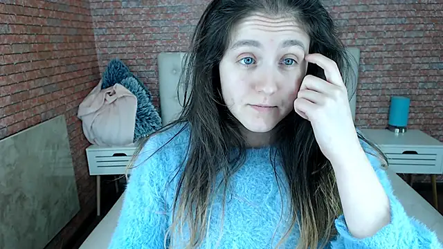 Holliy_Cooper webcam