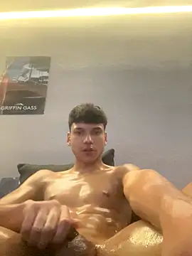 tyroneede (M young) - GOAL: Jerk off come and check it out !